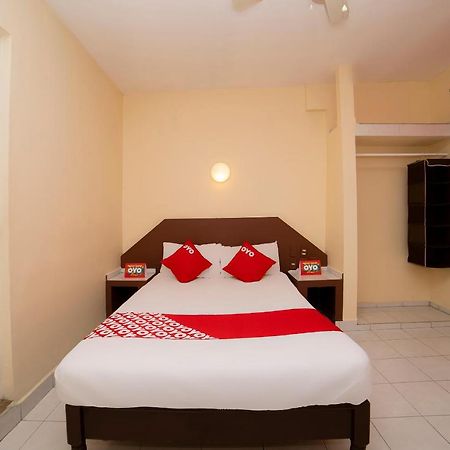 Oyo Hotel Jardin Carpio Aguascalientes Eksteriør bilde