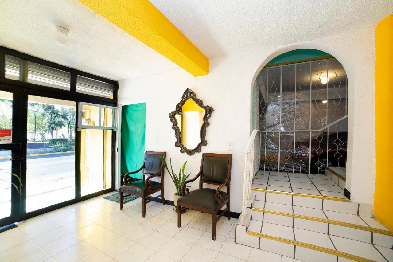 Oyo Hotel Jardin Carpio Aguascalientes Eksteriør bilde