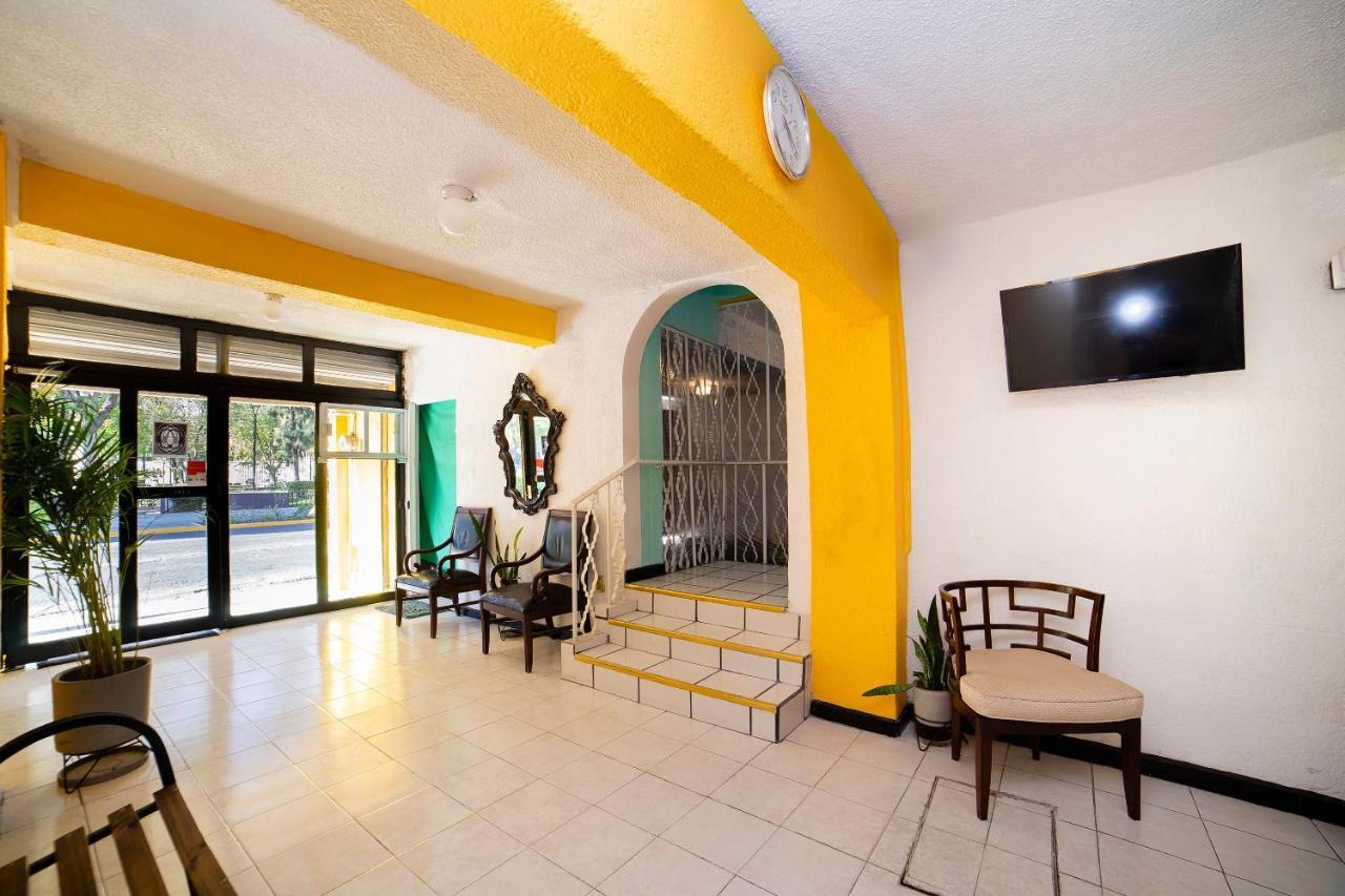 Oyo Hotel Jardin Carpio Aguascalientes Eksteriør bilde