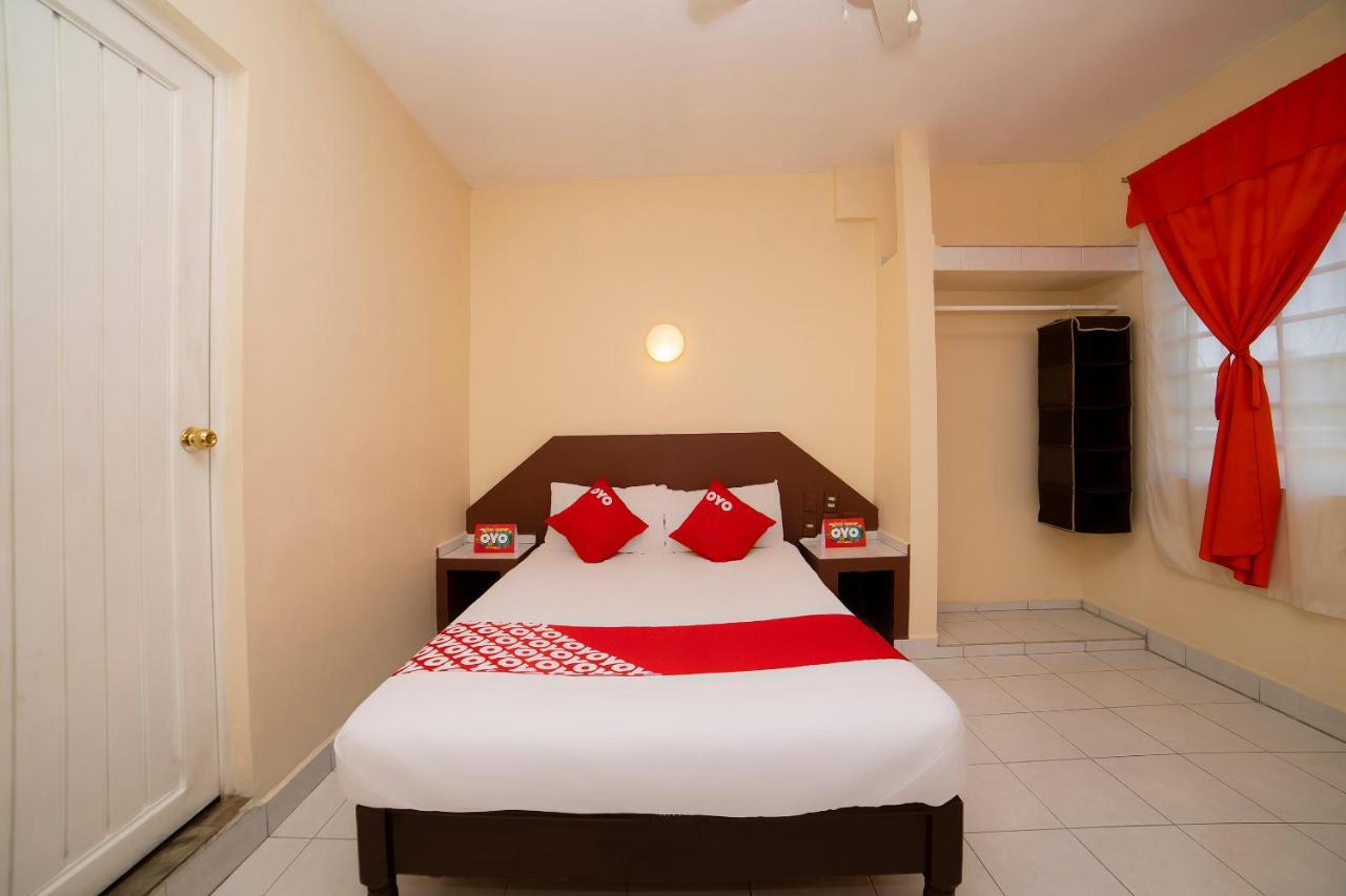 Oyo Hotel Jardin Carpio Aguascalientes Eksteriør bilde