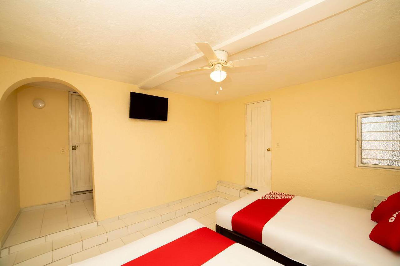 Oyo Hotel Jardin Carpio Aguascalientes Eksteriør bilde